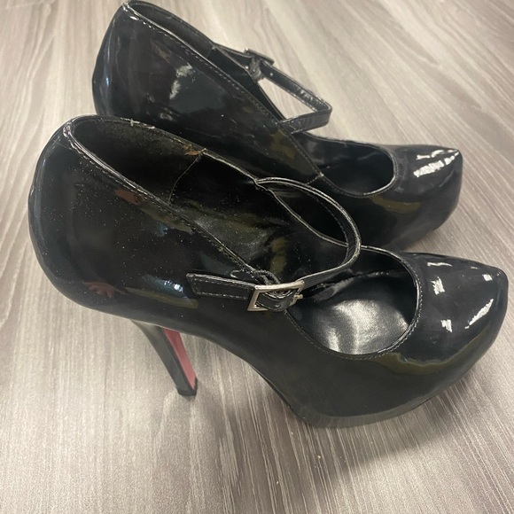 The Highest Heel black patent leather Mary Jane pumps size 9 - Picture 6 of 16
